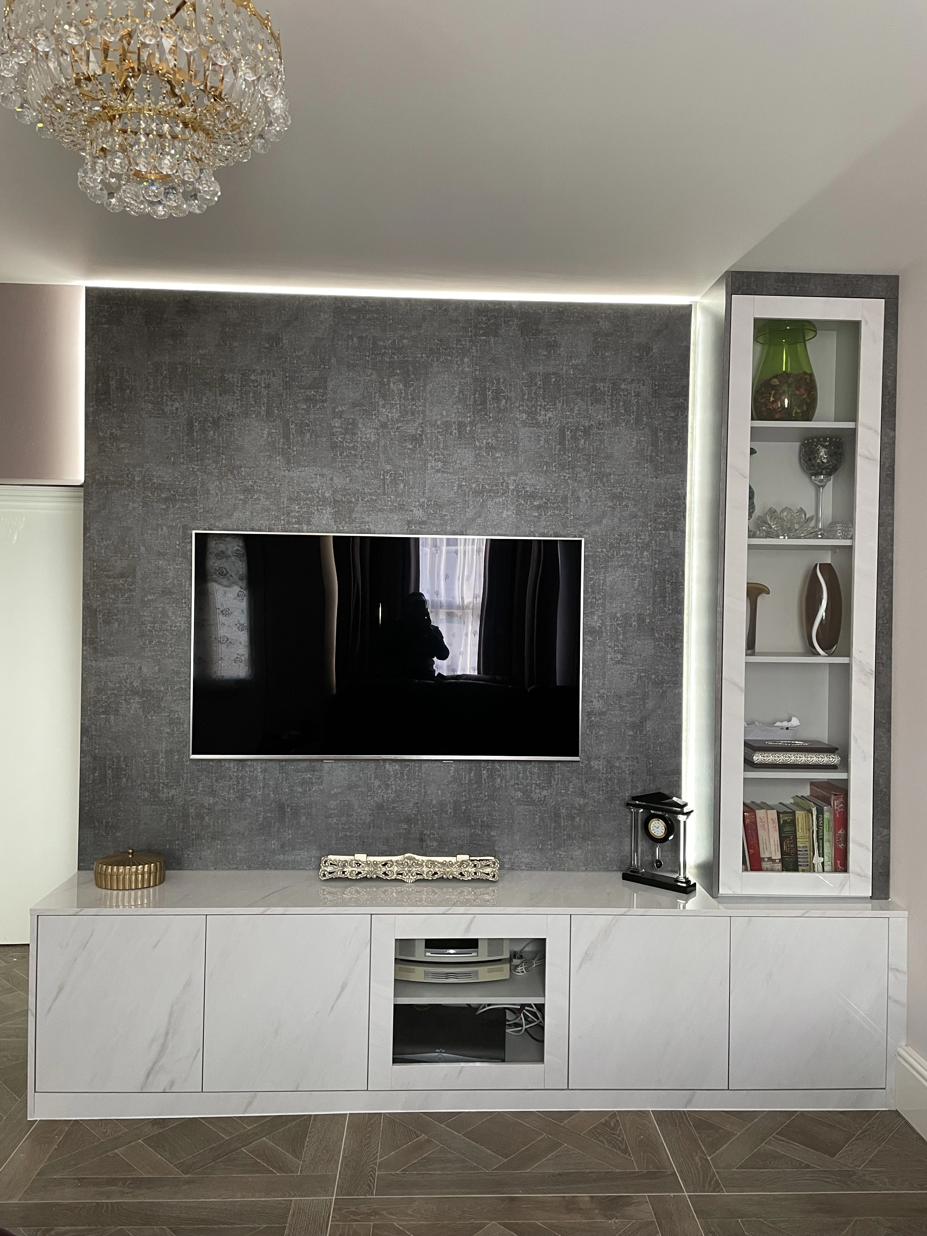 Bespoke media wall project, project 9